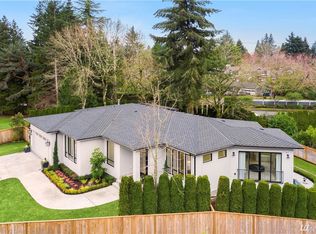 8703 NE 11th St, Medina, WA 98039
