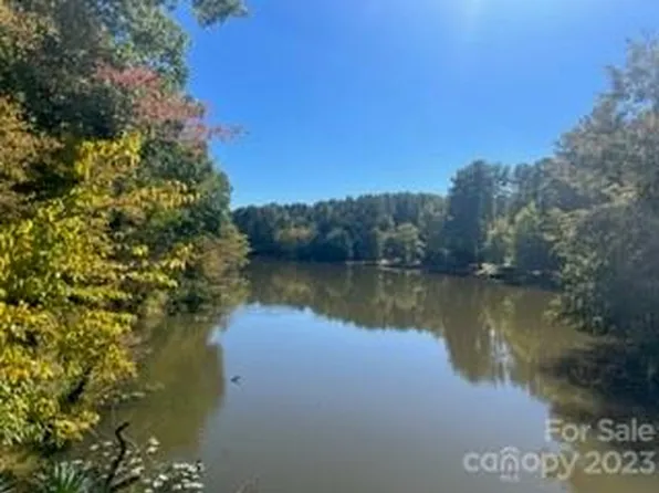 119 Sioux Rd #76, Gaffney, SC 29341