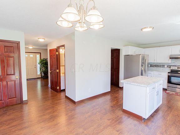 3rd image of 5652 Genoa Farms Blvd