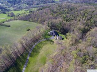 24 Greenfield Ct, Chatham, NY 12037