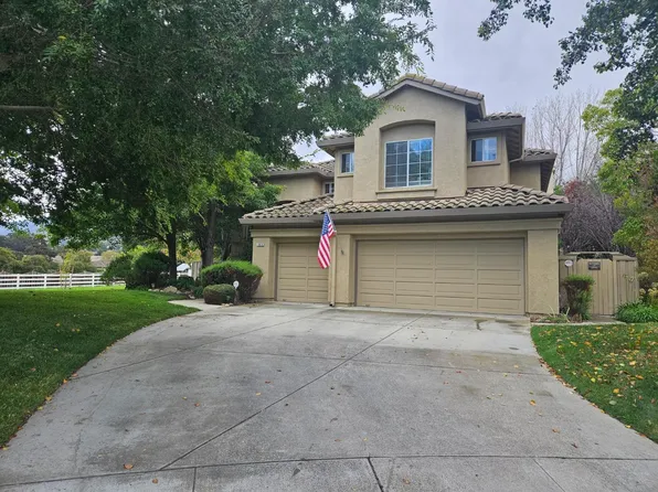 19056 Fieldstone Ct, Salinas, CA 93908