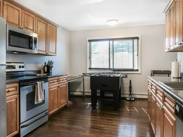 2453 Union Blvd #36B, Islip, NY 11751