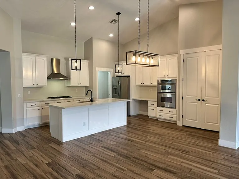 18839 E Canary Way — Photo 2