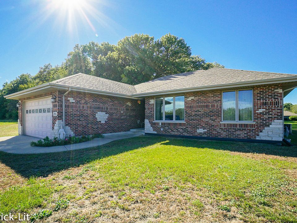 1st image of 311 River Run Dr