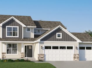 4626 Buckingham Dr NW, Rochester, MN 55901