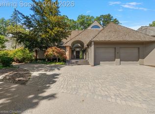 40 Scenic Oaks Dr N, Bloomfield Hills, MI