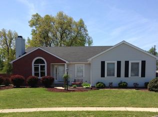 2193 Deer Ct, Temperance, MI 48182