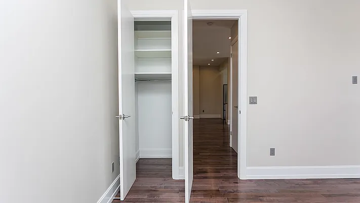 Rented by Nooklyn NYC LLC | media 8