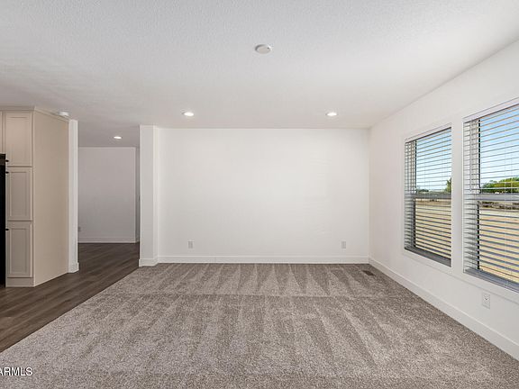 5th image of 1124 N 384TH Avenue