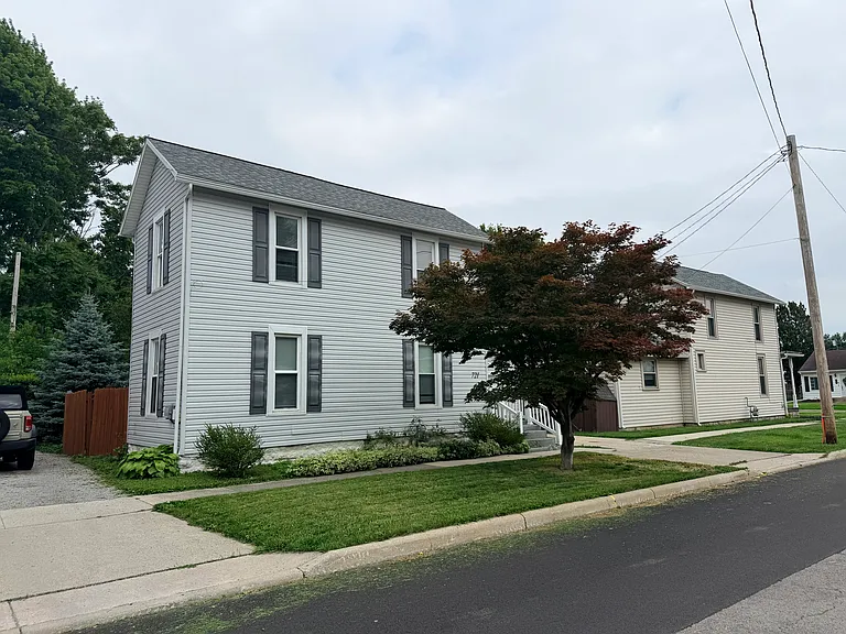 721 S West St — Photo 3