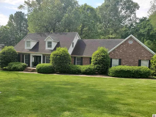 4456 Quail Hollow Dr, Paducah, KY 42001