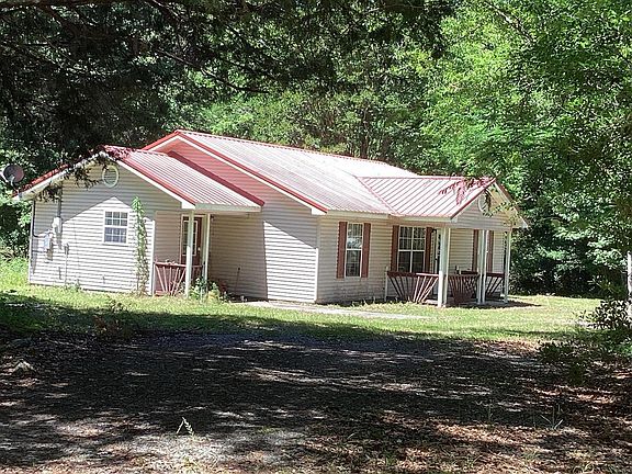 3rd image of 245 Carver Hill Rd