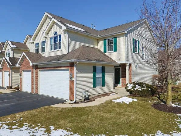 7312 Grandview Ct, Carpentersville, IL 60110