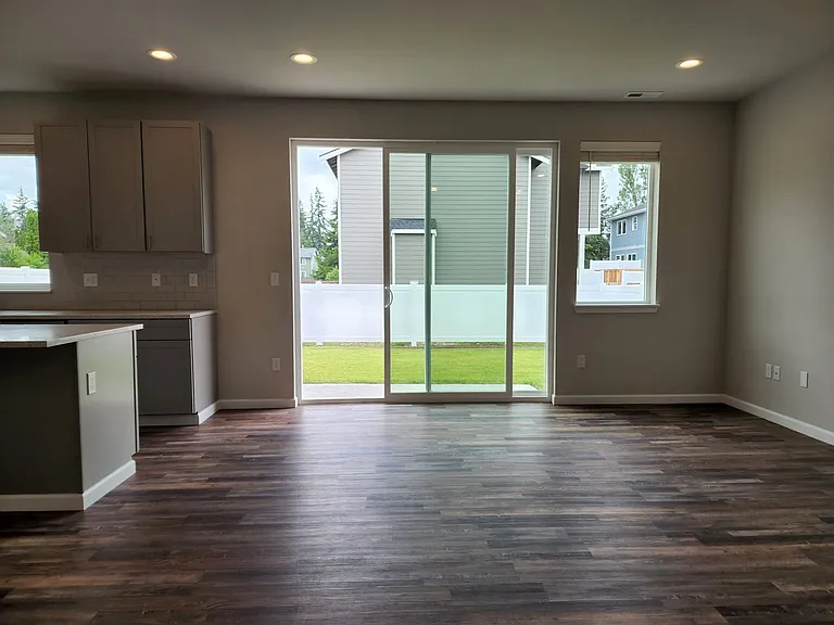 15717 View Dr SE — Photo 11