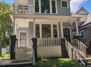 2201 N 28th St #2203, Milwaukee, WI 53208
