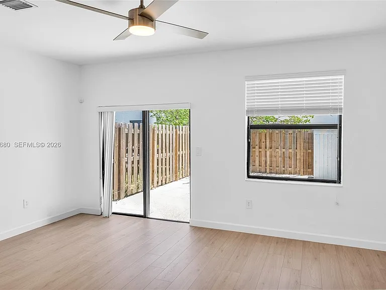 11854 SW 246th Ln — Photo 5