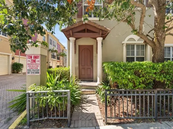601 S Federal Hwy APT 34, Lake Worth Beach, FL 33460