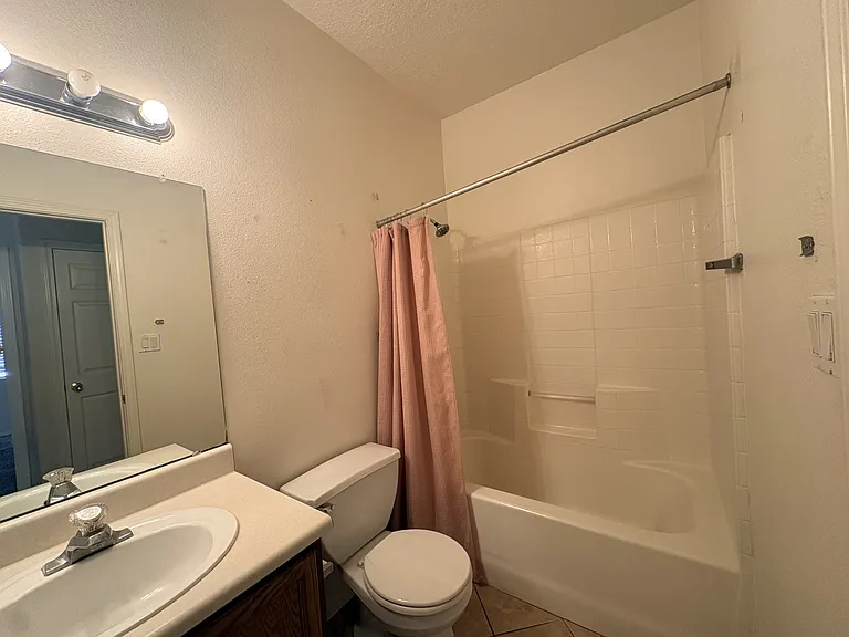 7180 Husky Dr NE — Photo 7