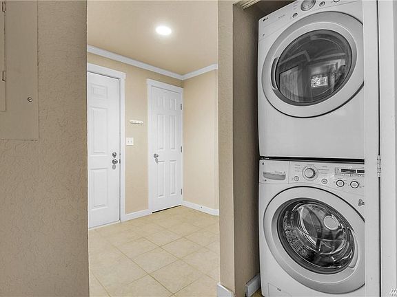 4th image of 10008 NE 120th Ln APT C303