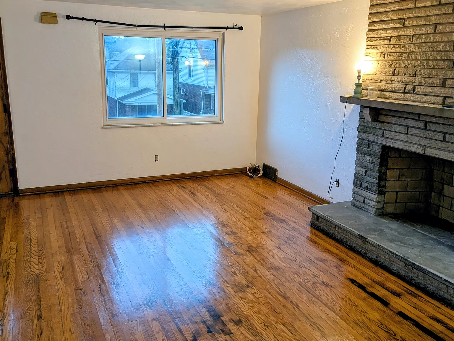 3 bed, 1150 sqft, $1,650 — Photo 3