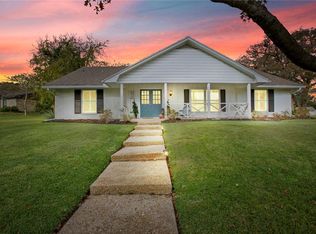 1100 Sleepy Hollow Rd, Woodway, TX 76712