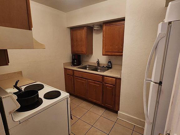 2nd image of 301 Avenue H #3