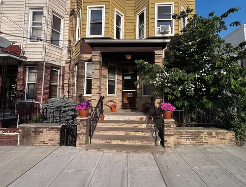 1810 Palisade Ave #1R Photo 1