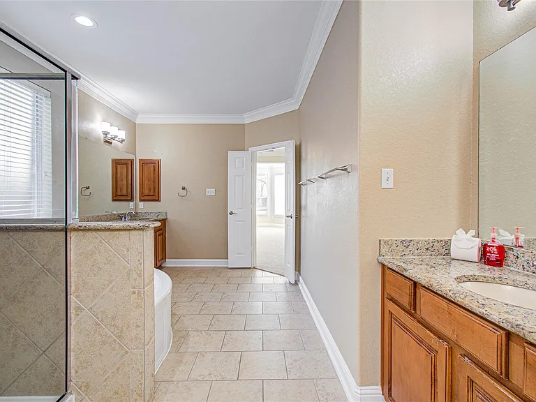 3730 Arundel Gardens Ln — Photo 29