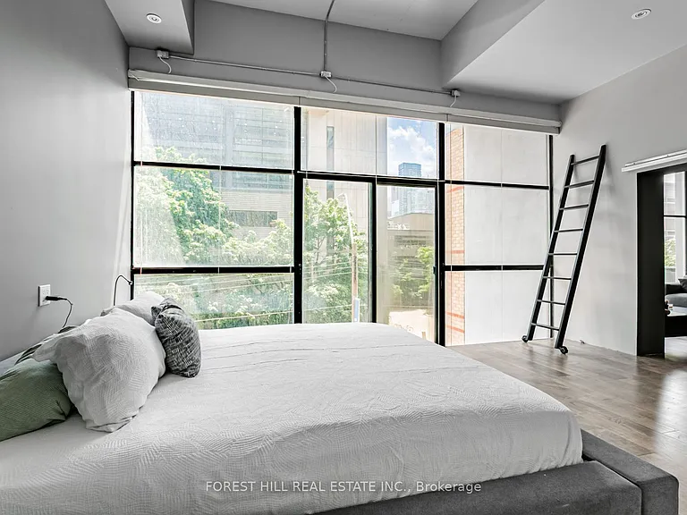 86 Gerrard St E #1E — Photo 26