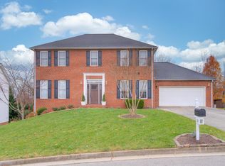 703 Bradford Cir, Salem, VA 24153