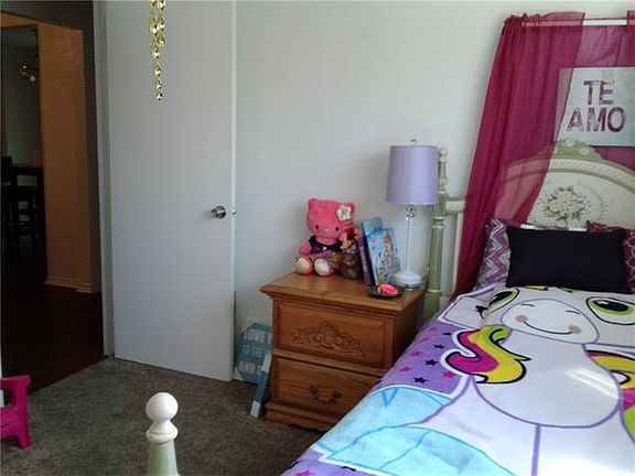 2nd image of 2624 Kellogg Ave