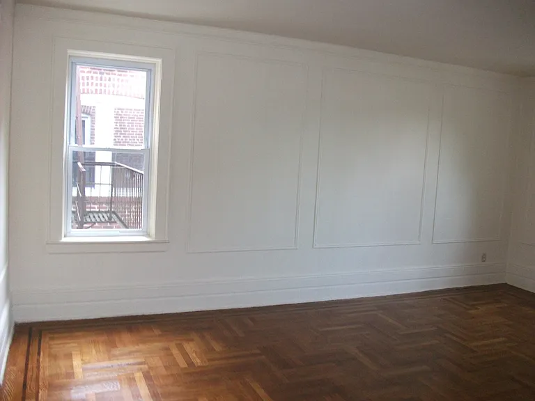 9-15 Chapman Place — Photo 5