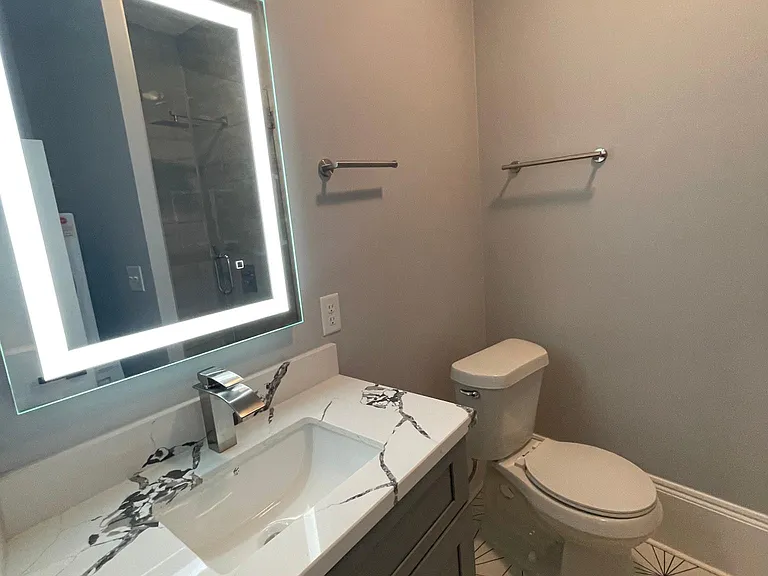 1008 Dauphine St #2B — Photo 6