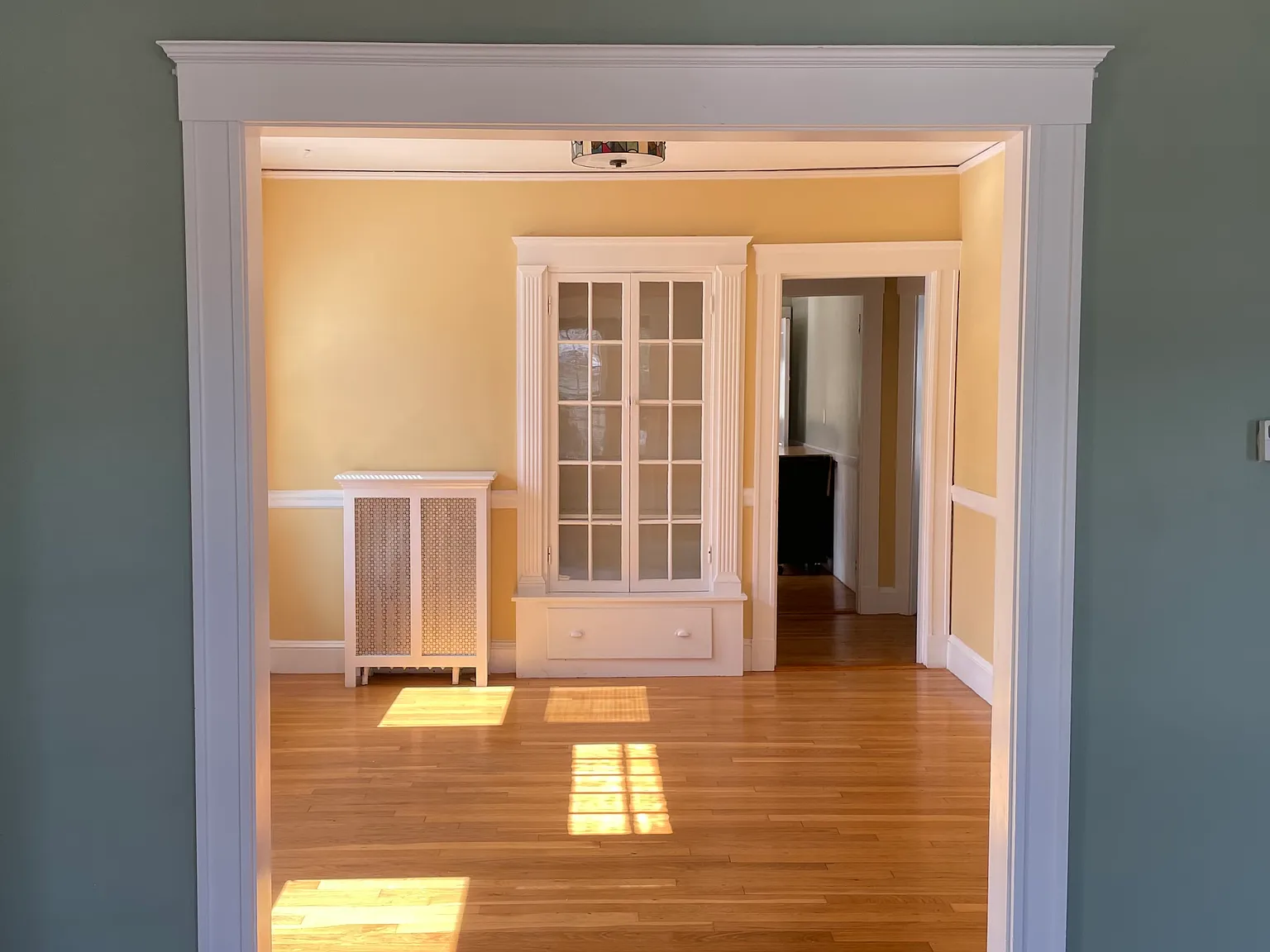 2 bed, 1200 sqft, $2,850 — Photo 2