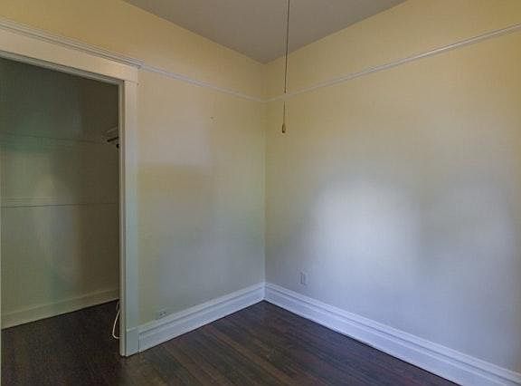 3rd image of 1505 W Wellington Ave #2
