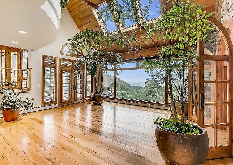 Picture window in Great Room