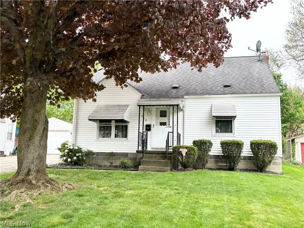 368 Sullivan Ave, Akron, OH 44305