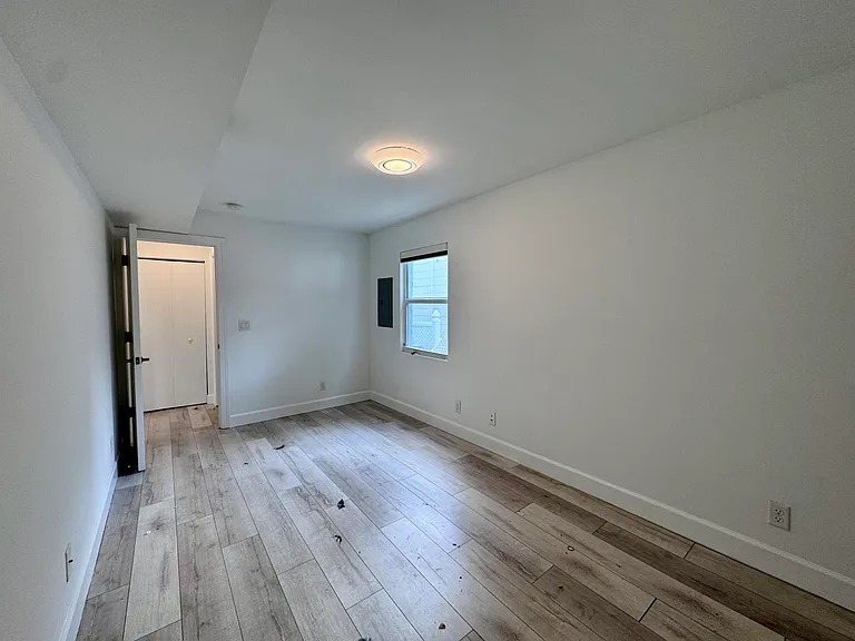 102 S K St #1 — Photo 8