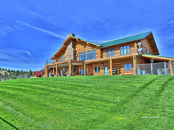 2nd image of 8303 Evergreen Dr