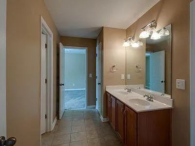 1416 Beech Hollow Ct — Photo 22