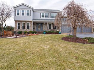 913 Cherokee Ct, Lake Villa, IL 60046