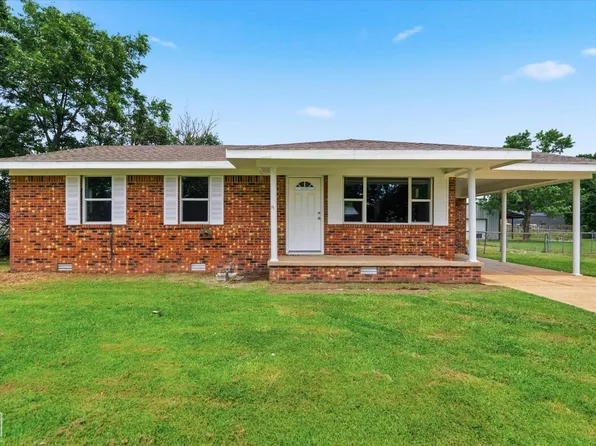 605 Kelly Dr, Walnut Ridge, AR 72476