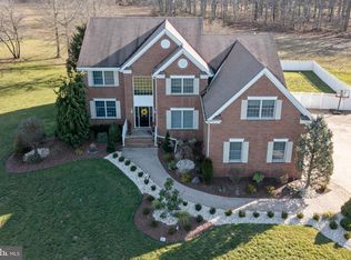 2 Garden Terrace Ct, Monroe, NJ 08831