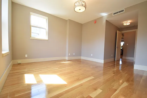 Rented by Urban Realty NYC | media 15