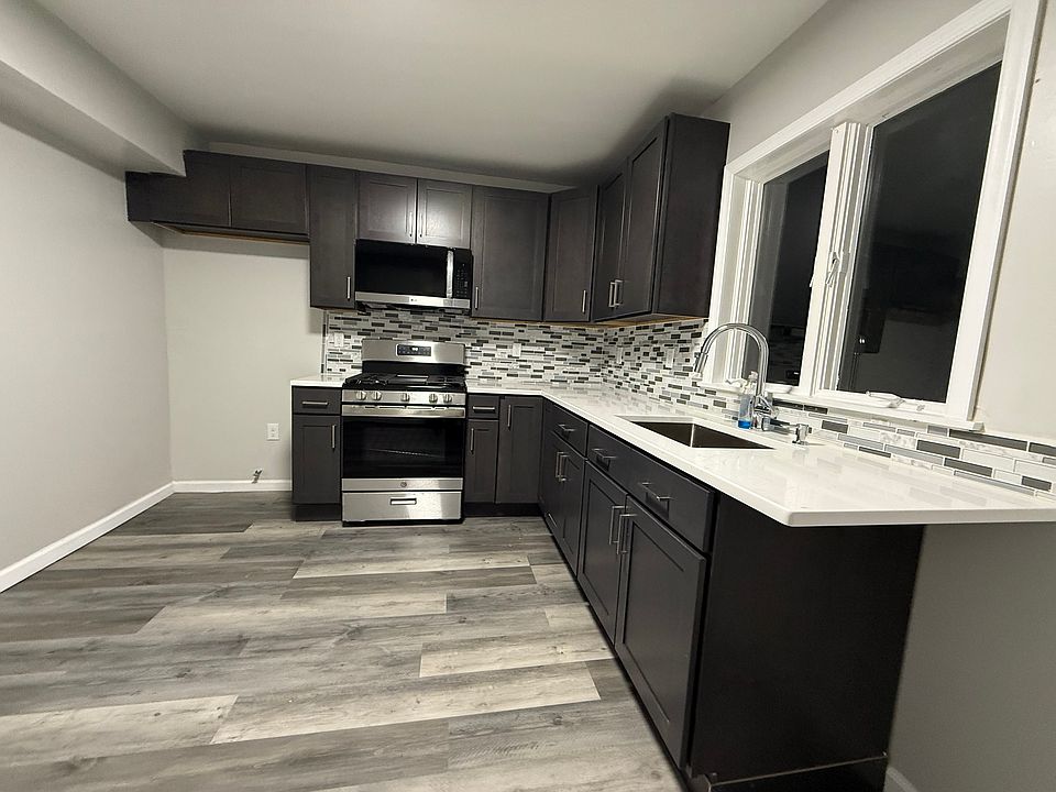1st image of 50 Market St #2