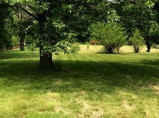 5 Rosewood, Highland, IL 62249