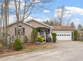 62 Magnolia Ln, Belmont, NH 03220