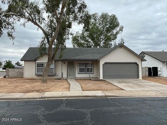 3rd image of 3865 E GABLE Avenue