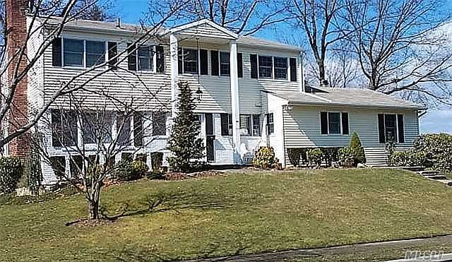 1st image of 6 Hilltop Ln