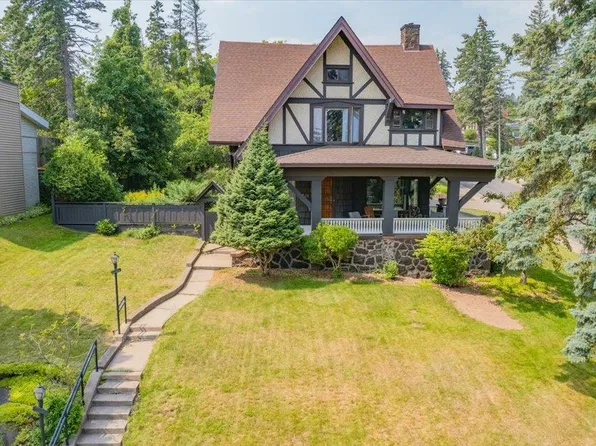 2531 E 1st St, Duluth, MN 55812